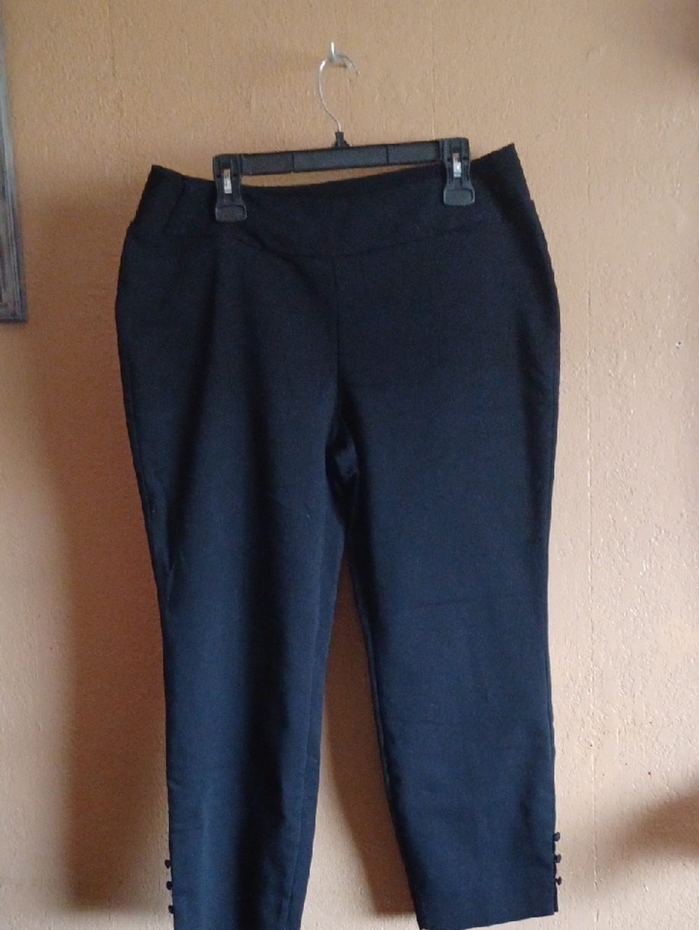 Elements Classic Black Women's Stretch Ankle Pants W/ 3 Button accent Ankle ..